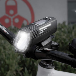 [RESIGILAT] Lanternă bicicletă TRELOCK LS 760 I-Go Vision, 100 Lux, USB, neagră