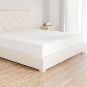 [RESIGILAT] Lenjerie pat Amazon Basics, alb, microfibra, 180 x 200 cm