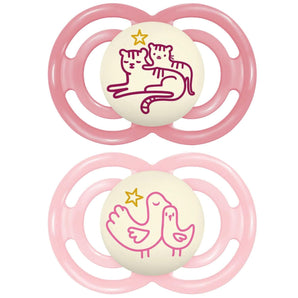 [RESIGILAT] Set 2 suzete MAM Perfect Night 6+ luni, din silicon, luminoase, cu cutie de sterilizare, culori aleatorii