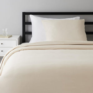 [RESIGILAT] Amazon Basics Lenjerie Pat Flanel, 2 Piese, Husa Pilota 135 x 200 cm