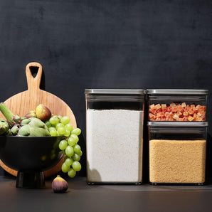 [RESIGILAT] OXO POP Recipient Mic Patrat, 1,1 Qt, Depozitare Etansa Alimente